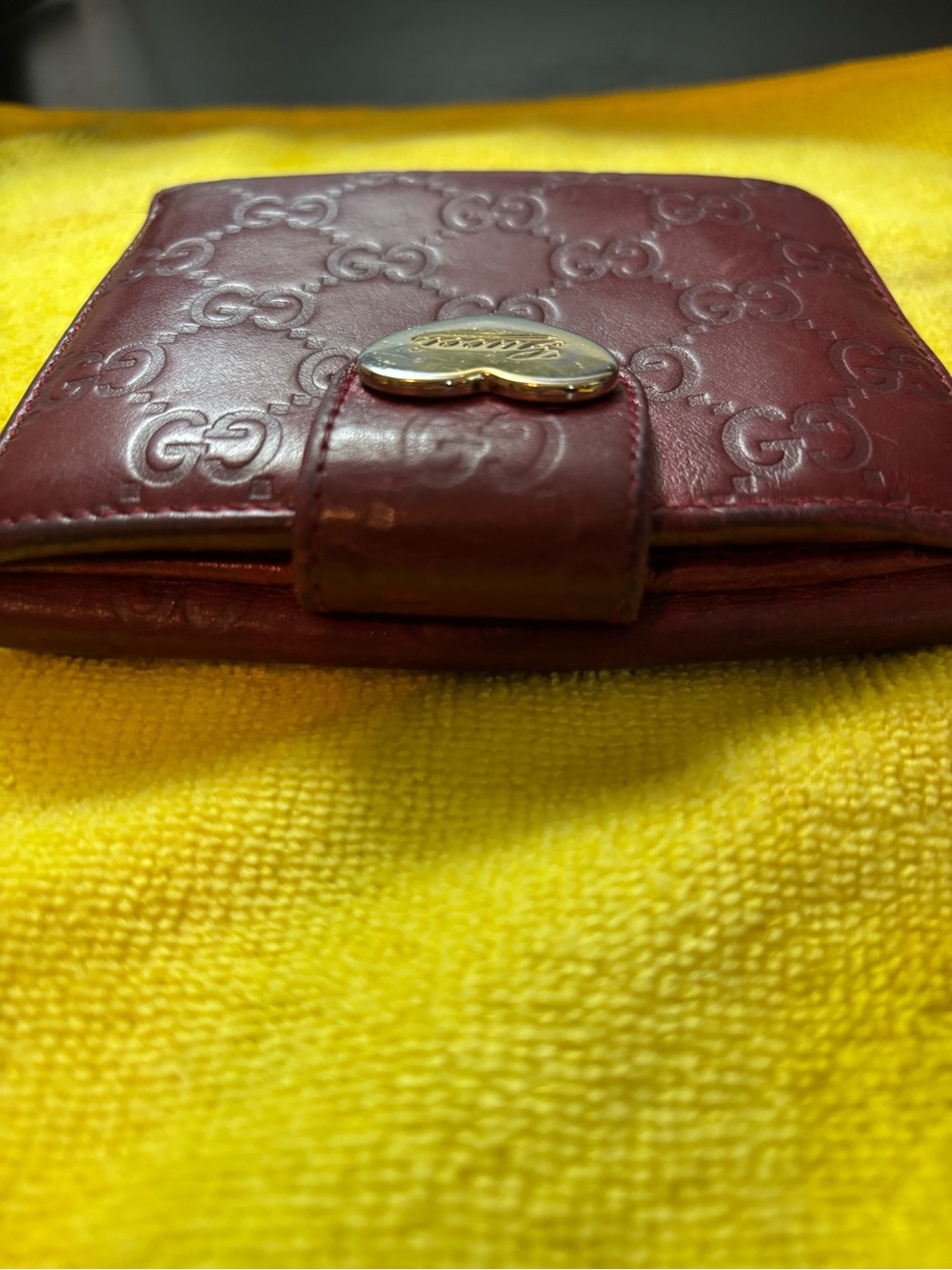 AUTHENTIC Gucci Metallic Guccissima Heart French Flap Wallet - Burgundy Red - Picture 4 of 13